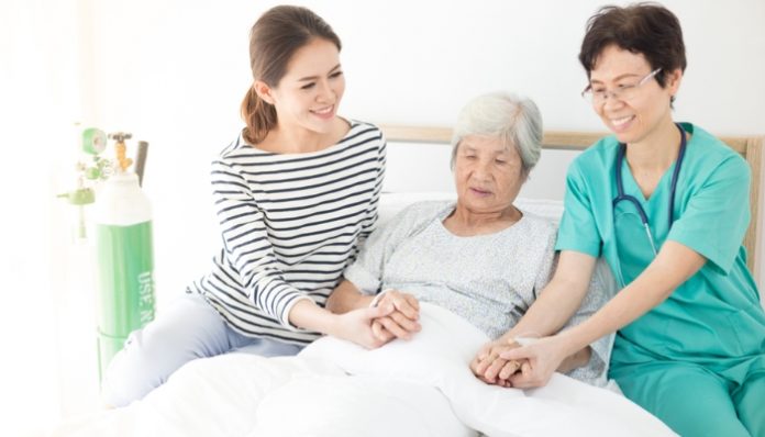 Top 10 trung tâm dưỡng lão có dịch vụ chăm người già tại TPHCM