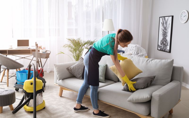 Khi nào cần vệ sinh ghế sofa