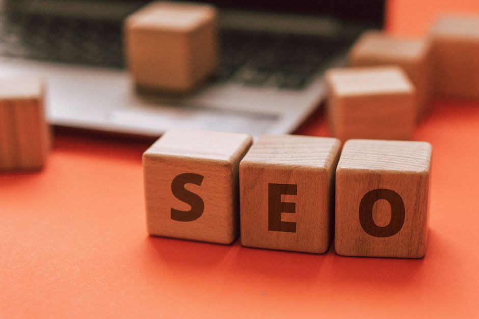 Website chuẩn SEO cho startup: lỗi khiến traffic không tăng