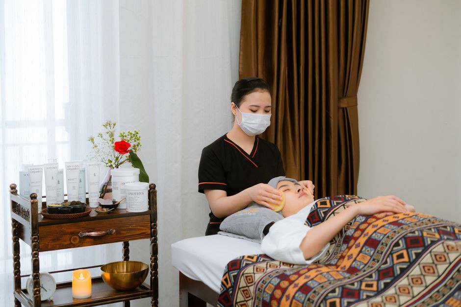 Tác Động Tiêu Cực Của Cường Độ Làm Việc Công Nghệ Lên Cơ Thể